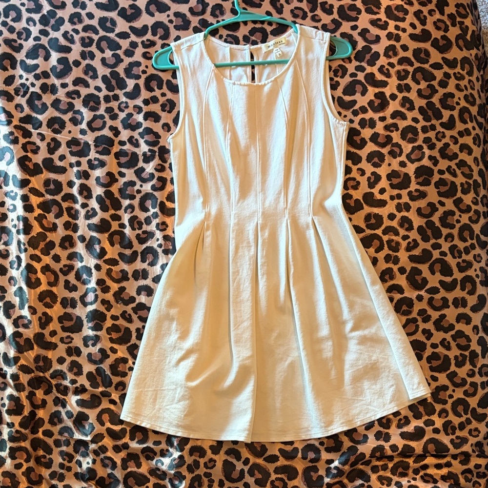 Monteau Cream Sleeveless Midi Dress